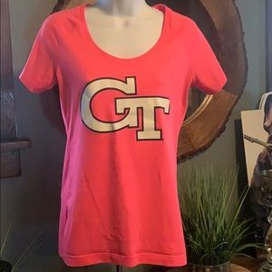 UNDER ARMOUR HOT PINK TSHIRT SIZE SMALL